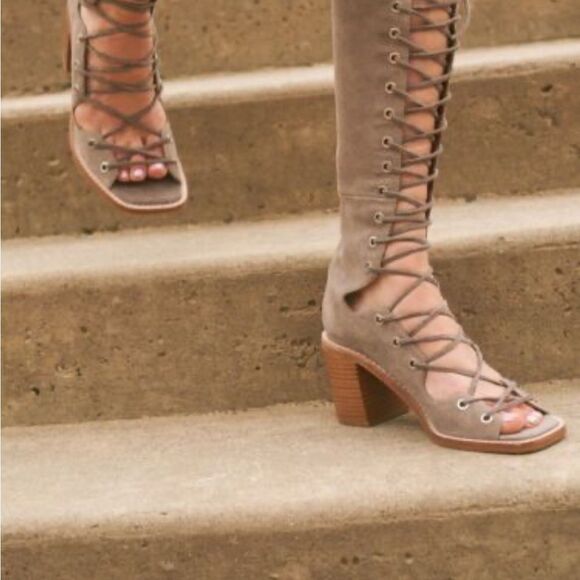 Free People Jeffrey Campbell Zelda Lace-Up
Gladiator Heels 8.5 
&298 - Picture 1 of 7